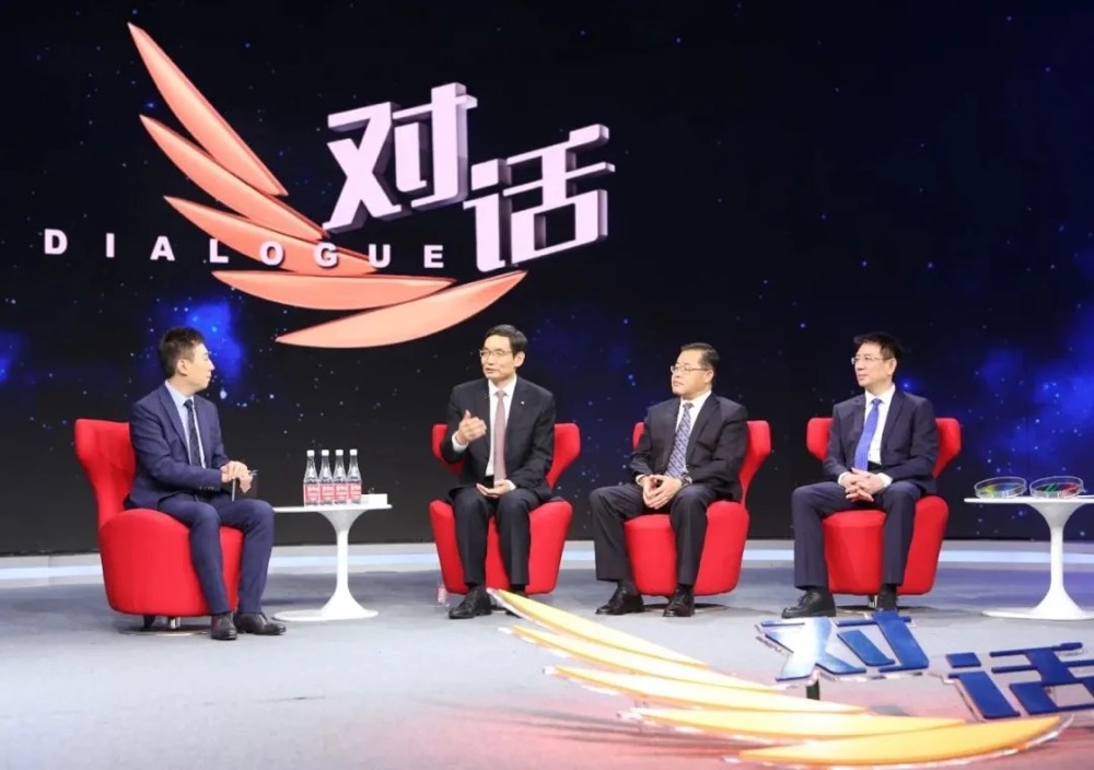 周育先受邀參加央視對(duì)話節(jié)目，談企業(yè)家精神，講中國(guó)建材故事